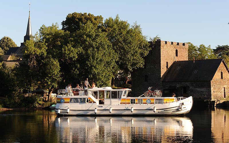 Pénichette 1400&nbsp;<span class="caps">FB</span>