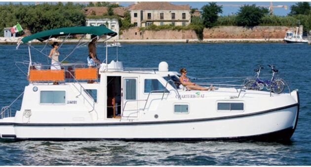 Première croisière fluviale en bateau sans permis&nbsp;: 10 erreurs à&nbsp;éviter