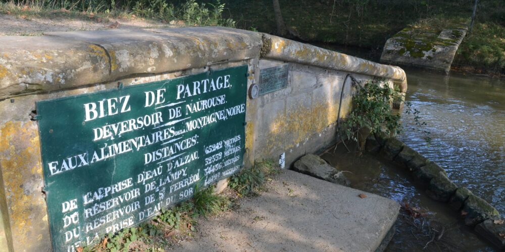 The Naurouze watershed on the Canal du Midi